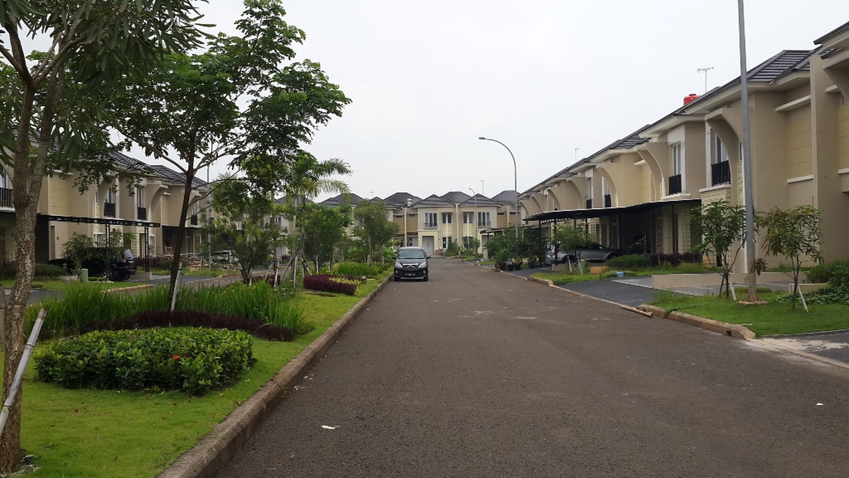 Dijual Rumah Siap Huni di Water Spring, Grand Wisata, Bekasi