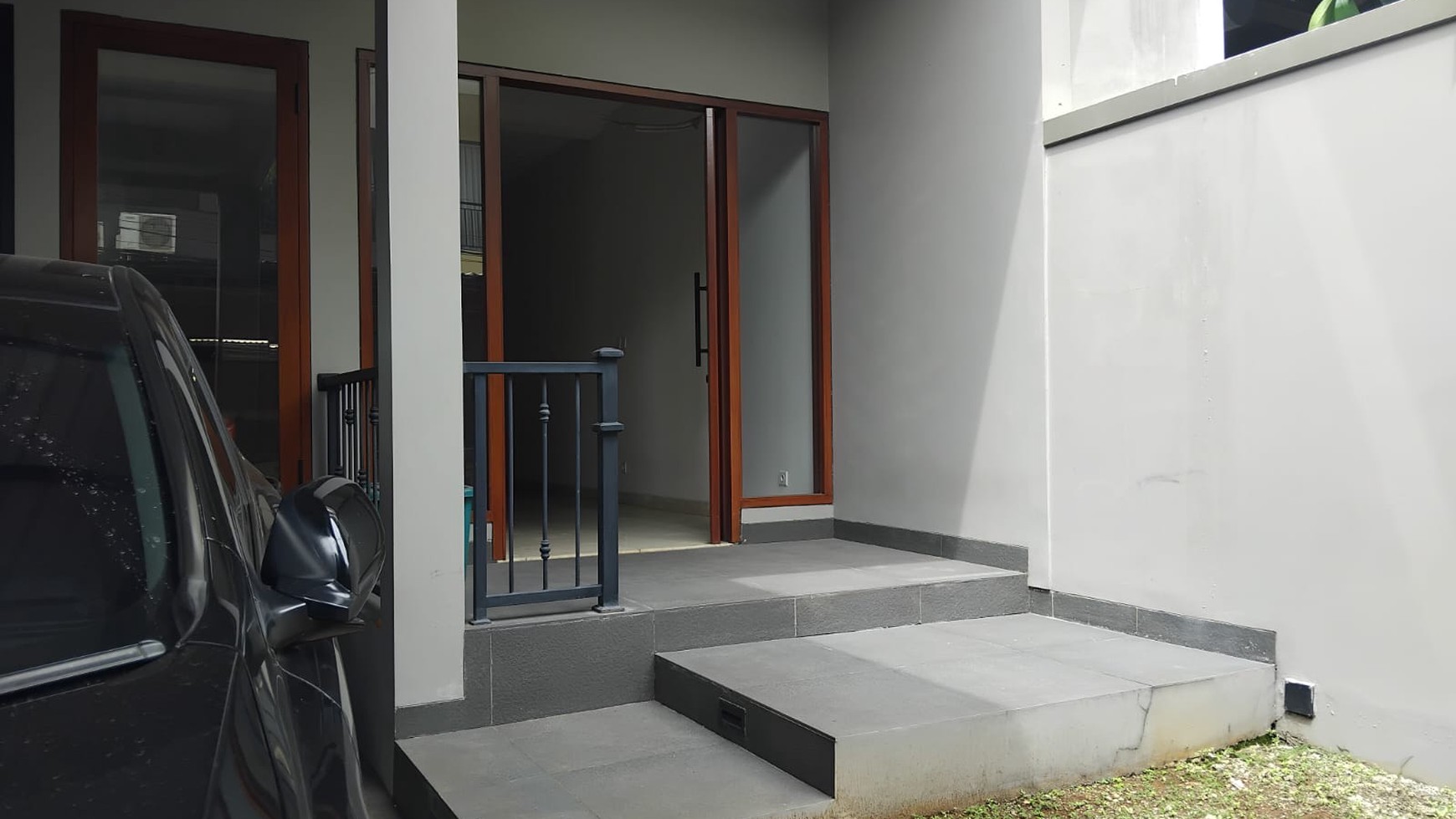 Di Jual Rumah Mewah Bagus 3 Lantai lokasi strategis di Pancoran, Jakarta Selatan