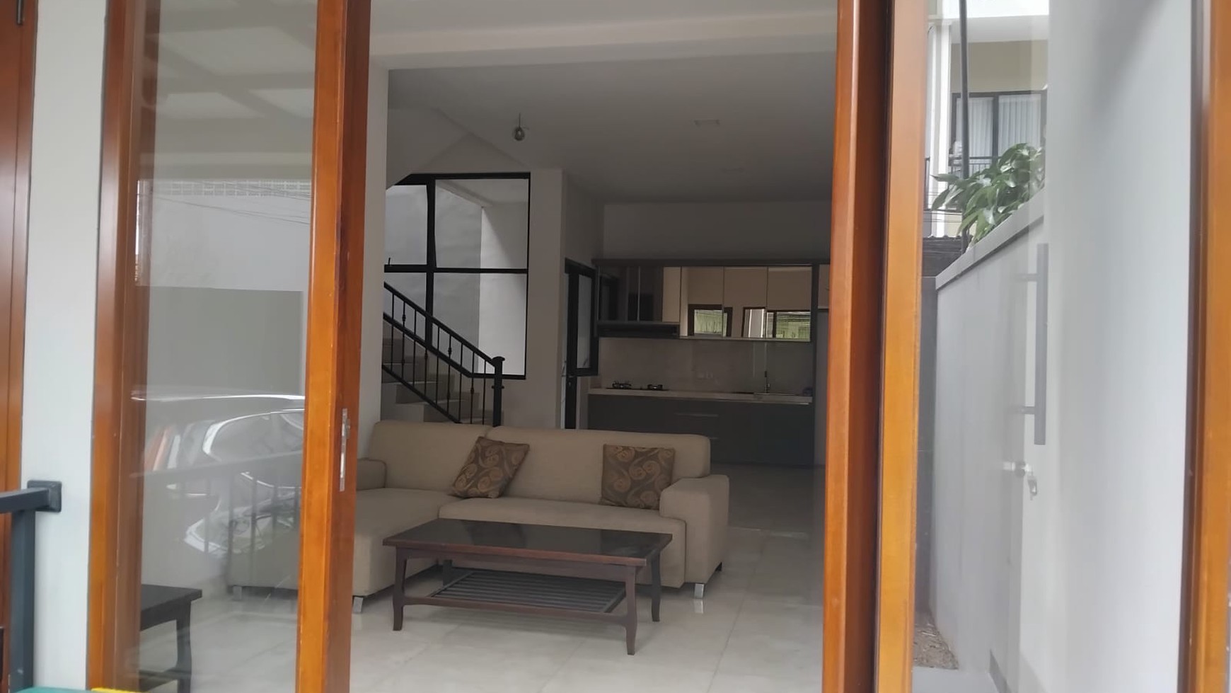 Di Jual Rumah Mewah Bagus 3 Lantai lokasi strategis di Pancoran, Jakarta Selatan