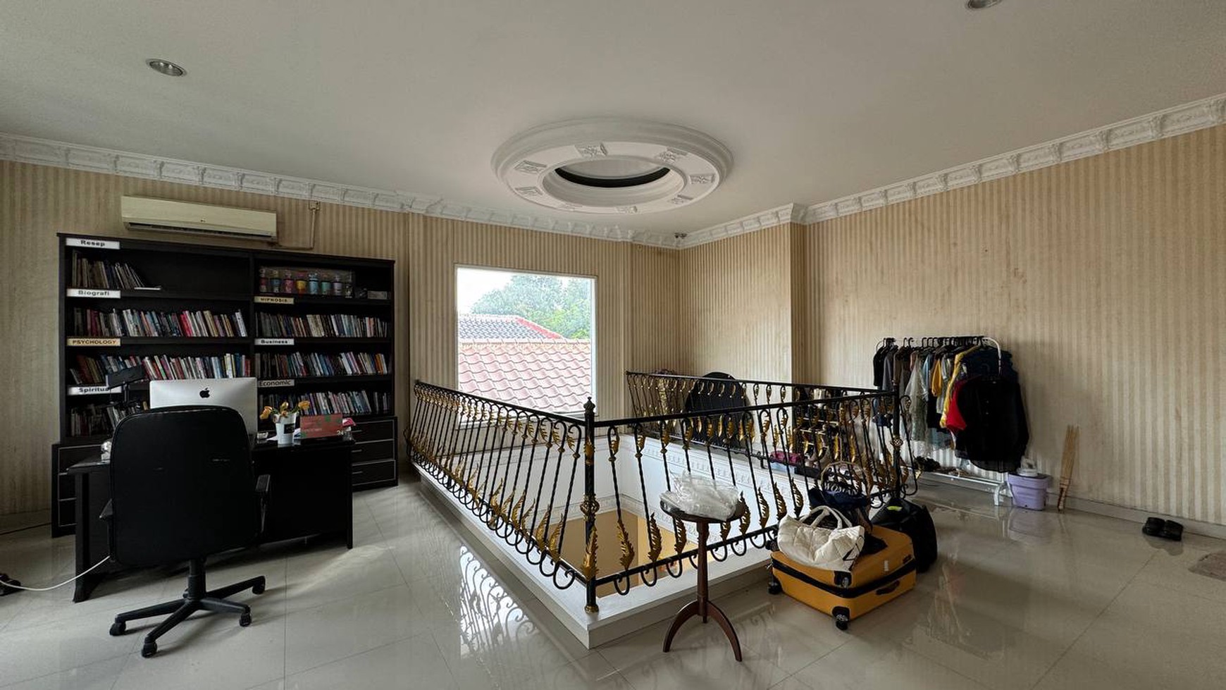 Pondok Labu Pangkalan Jati rawa kopi rumah mewah private dengan swimpool fullfurnished