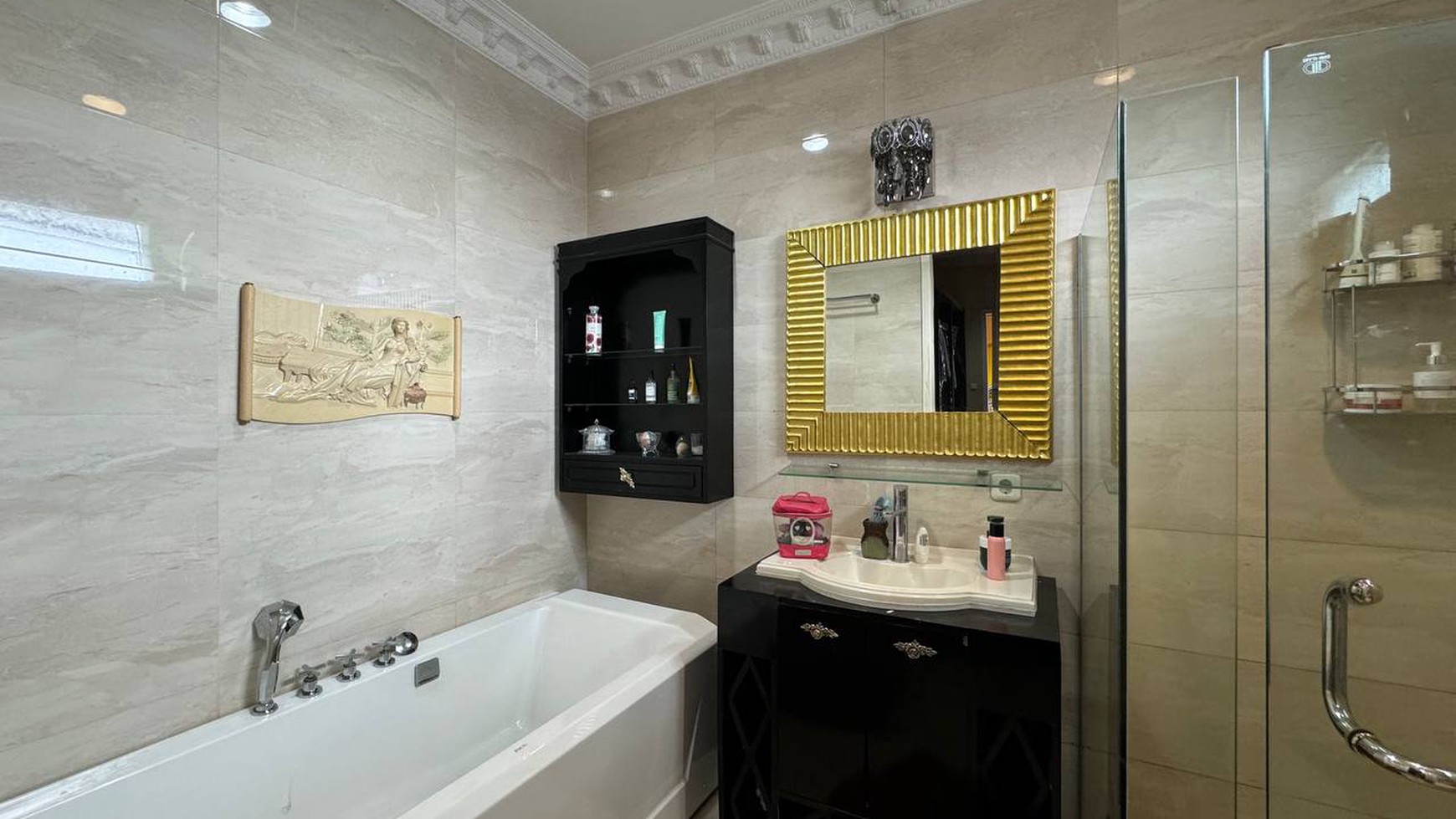 Pondok Labu Pangkalan Jati rawa kopi rumah mewah private dengan swimpool fullfurnished