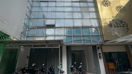  Ruko Gandeng Arteri Pondok Indah Jakarta Selatan