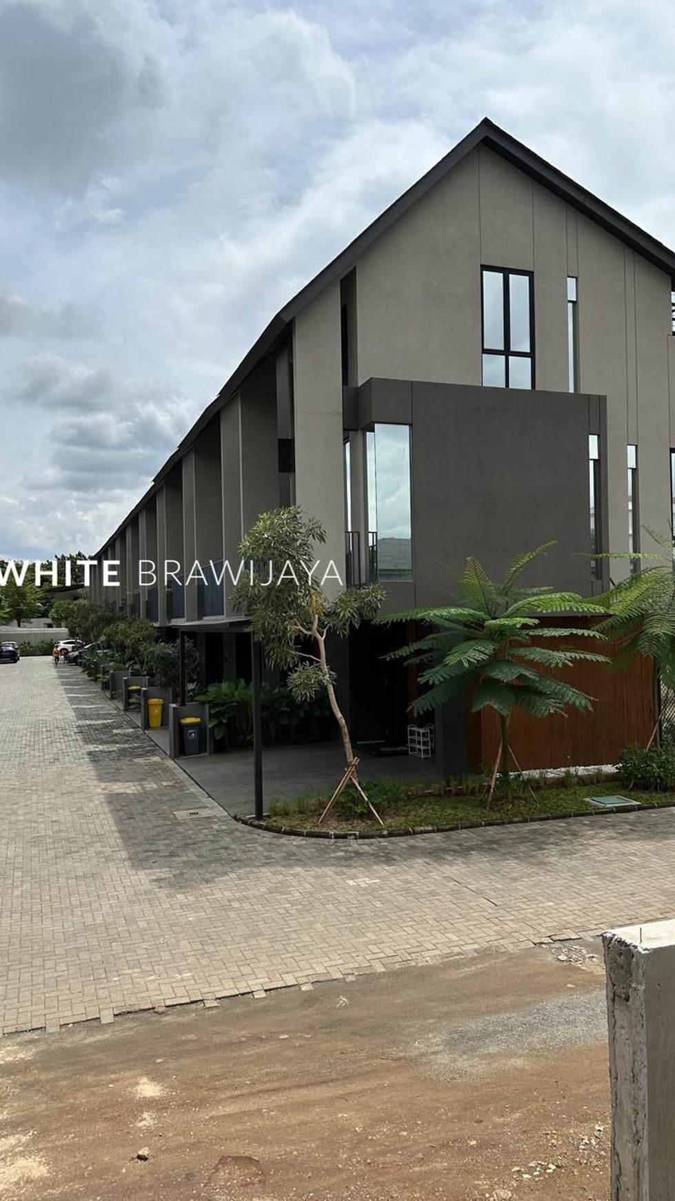 Rumah Hitung Tanah Area Cipete