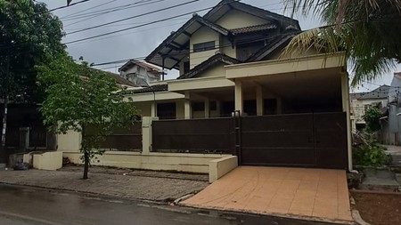 Rumah 2 Lantai Siap Huni dan Lokasi Strategis @Ciputat