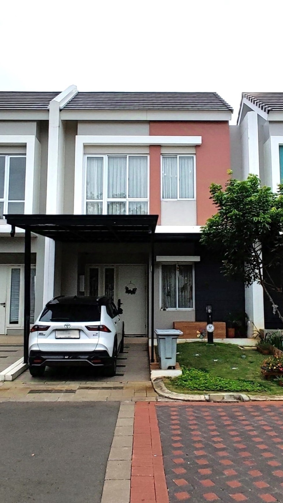 Flash Sale. Rumah bagus cluster Agnesi, Gading Serpong