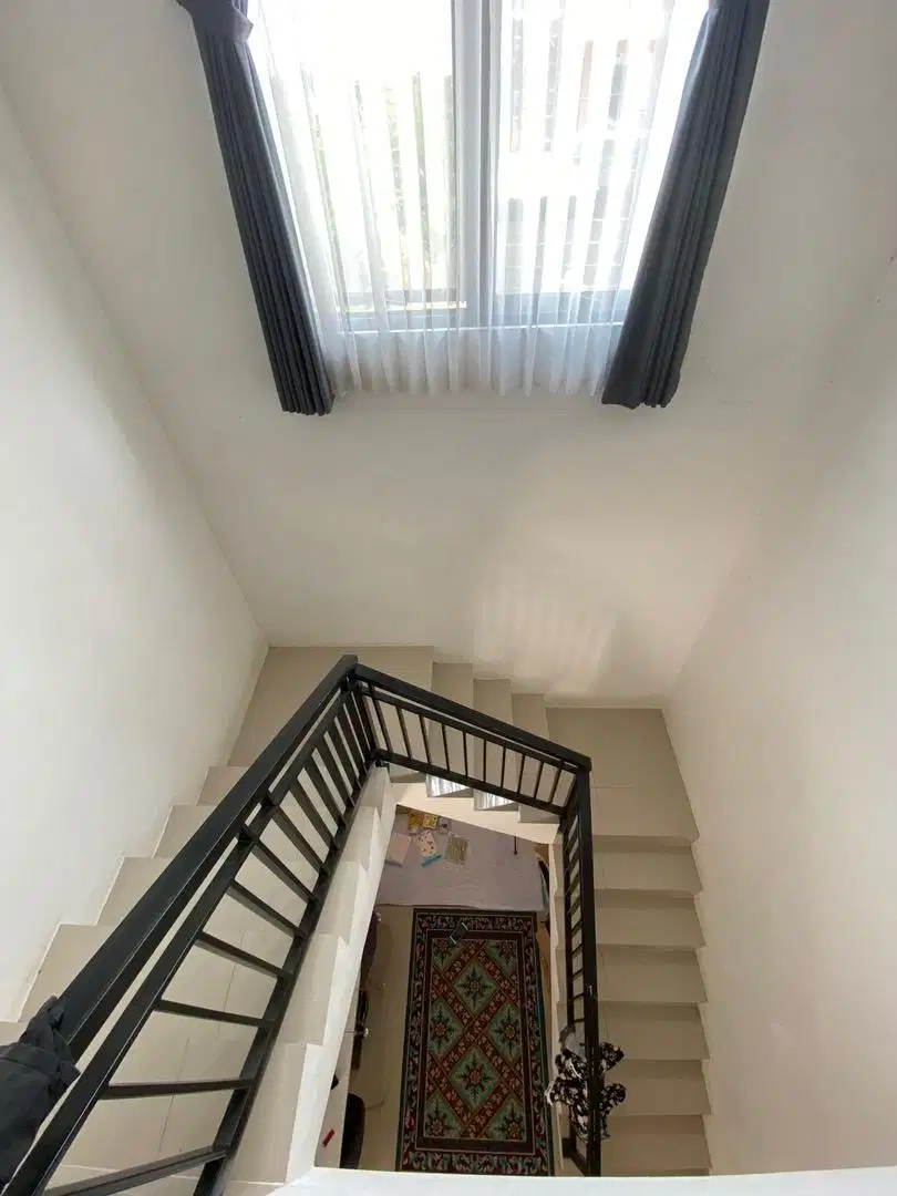 Flash Sale. Rumah bagus Bumi Puspitek Asri Pagedangan, depan jln utama.. 