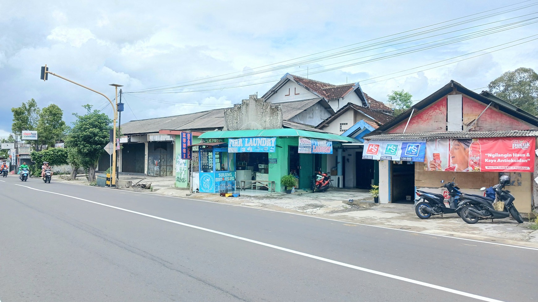 Tanah Bonus Bangunan dengan Luas Tanah 365 Meter Persegi di Jalan Kaliurang