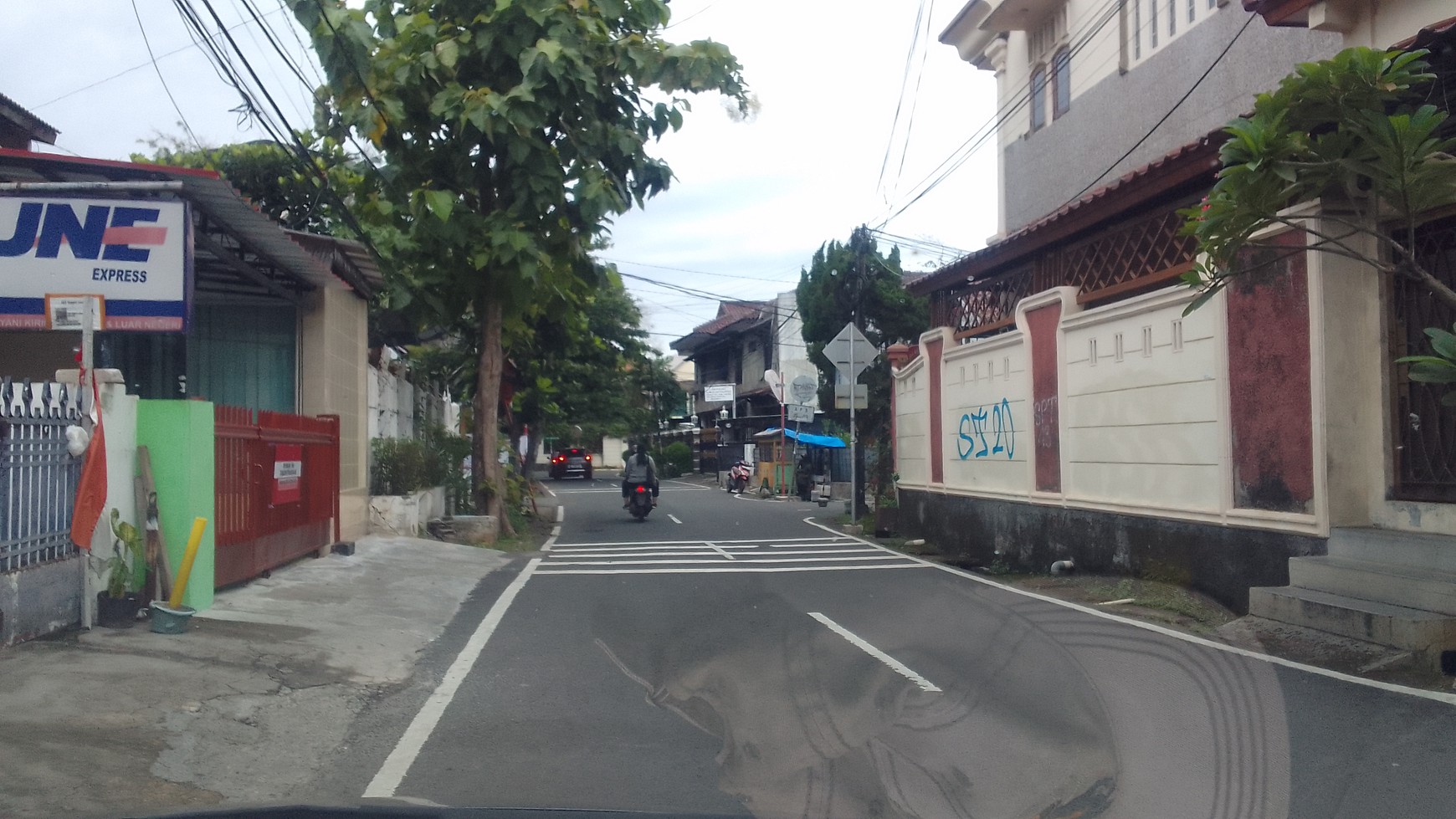 Rumah Di Tebet Timur Strategis 5 Menit Jalan Kaki Ke ECO Park Tebet, Sangat Dekat Ke St. KA Cawang Dan Pasar PSPT Tebet Timur 