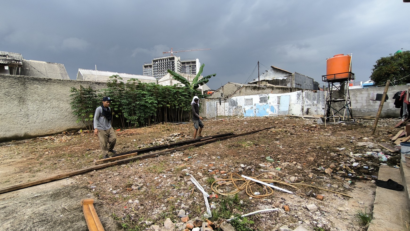 TANAH LOKASI STRATEGIS DI CILANDAK JAKARTA SELATAN COCOK UNTUK USAHA DAN HUNIAN