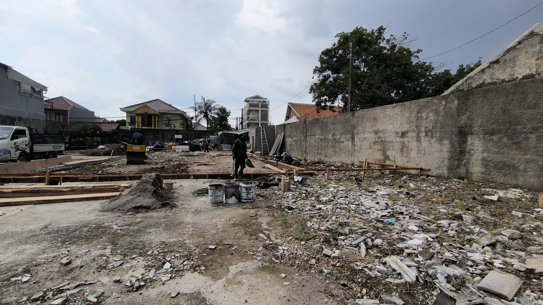 TANAH LOKASI STRATEGIS DI CILANDAK JAKARTA SELATAN COCOK UNTUK USAHA DAN HUNIAN