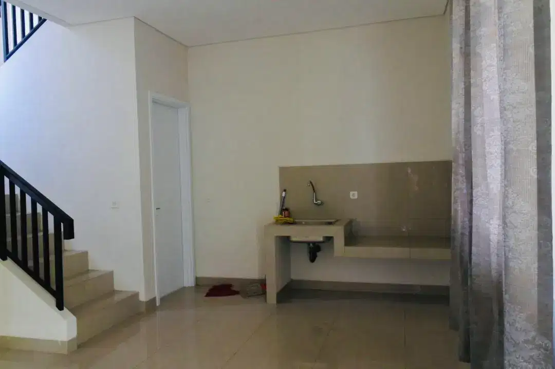 Hot Rent. Rumah modern Cluster Savia, BSD