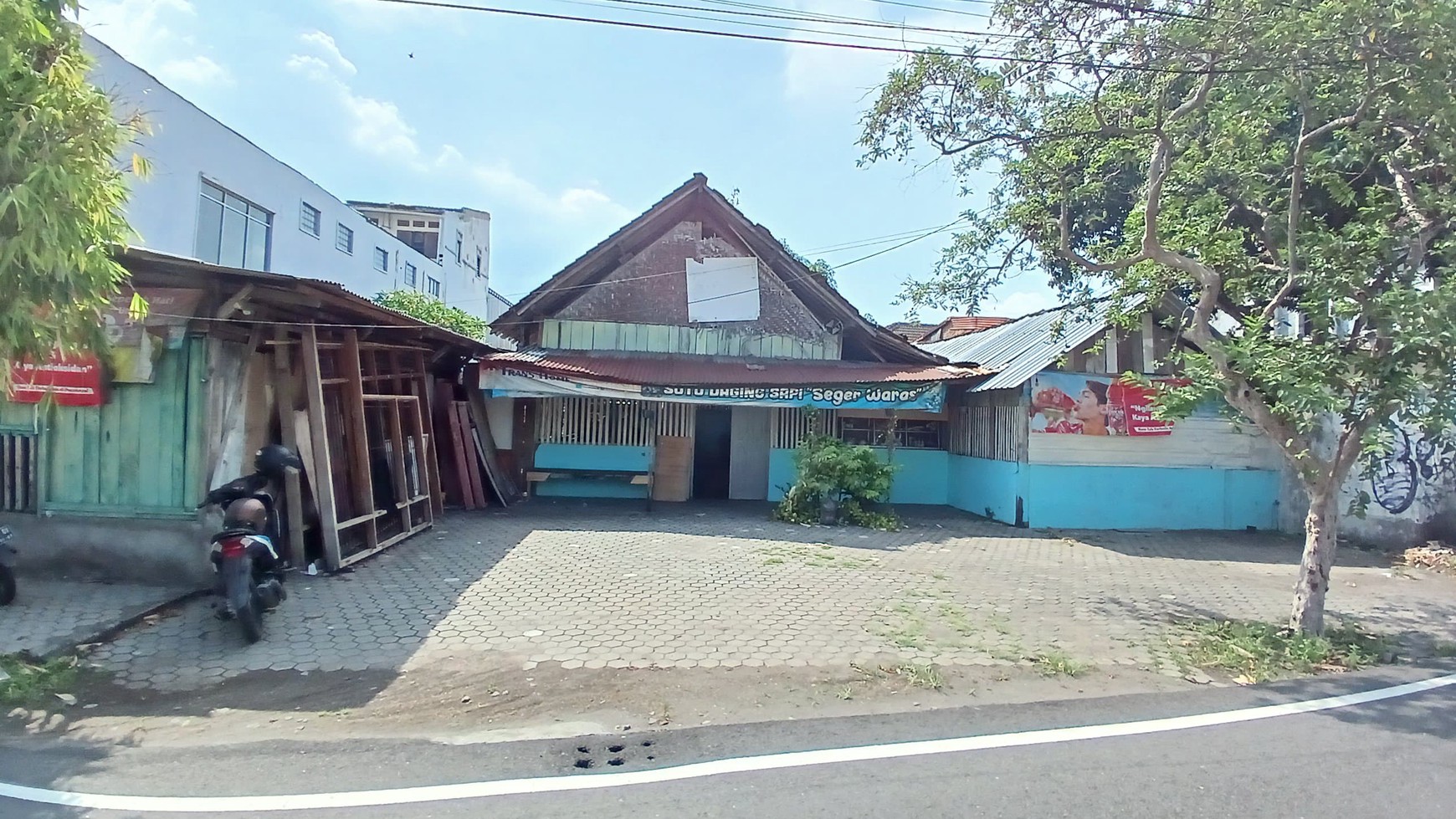 Tanah Luas 459 Meter Persegi Lokasi Premium Dekat RS Hermina Maguwoharjo