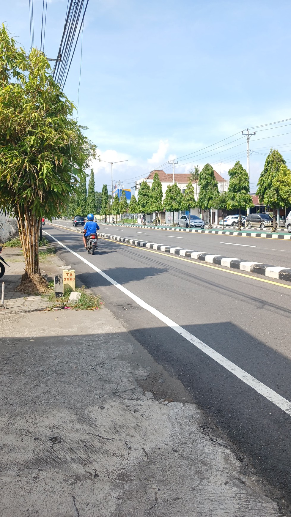 Tanah Luas 459 Meter Persegi Lokasi Premium Dekat RS Hermina Maguwoharjo