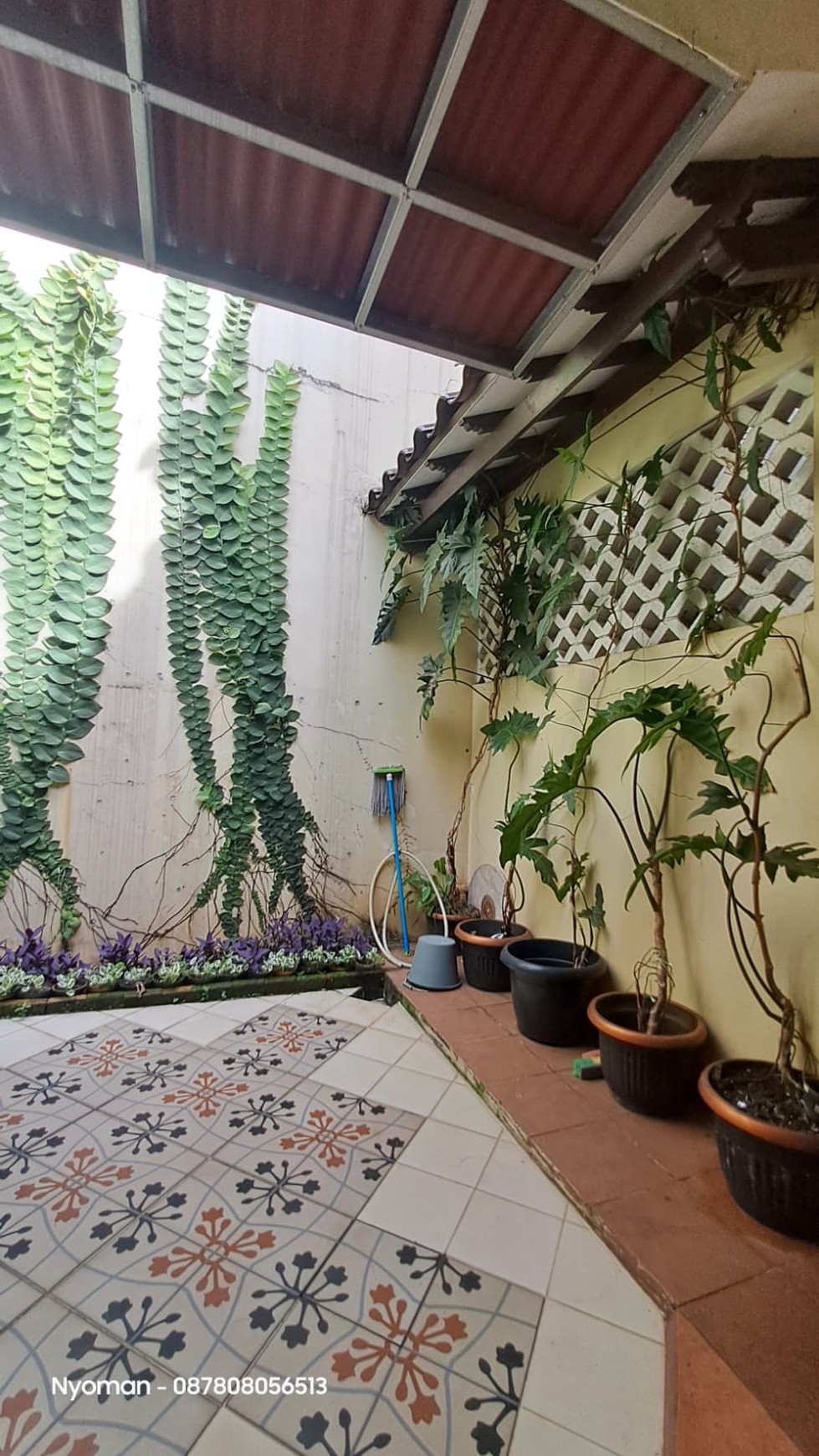 Rumah Hitung Tanah Area Cipete