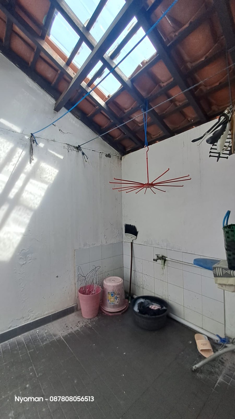 Rumah Hitung Tanah Area Cipete