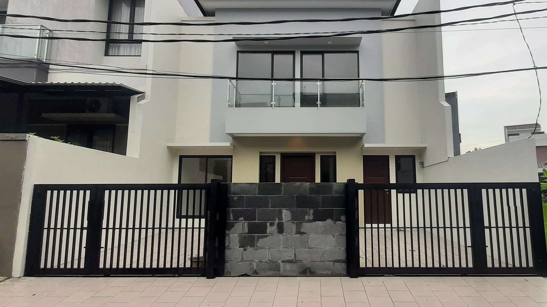 Rumah Baru Diarea Cluster Bintaro Jaya 9, Dekat Gatte Toll Parigi