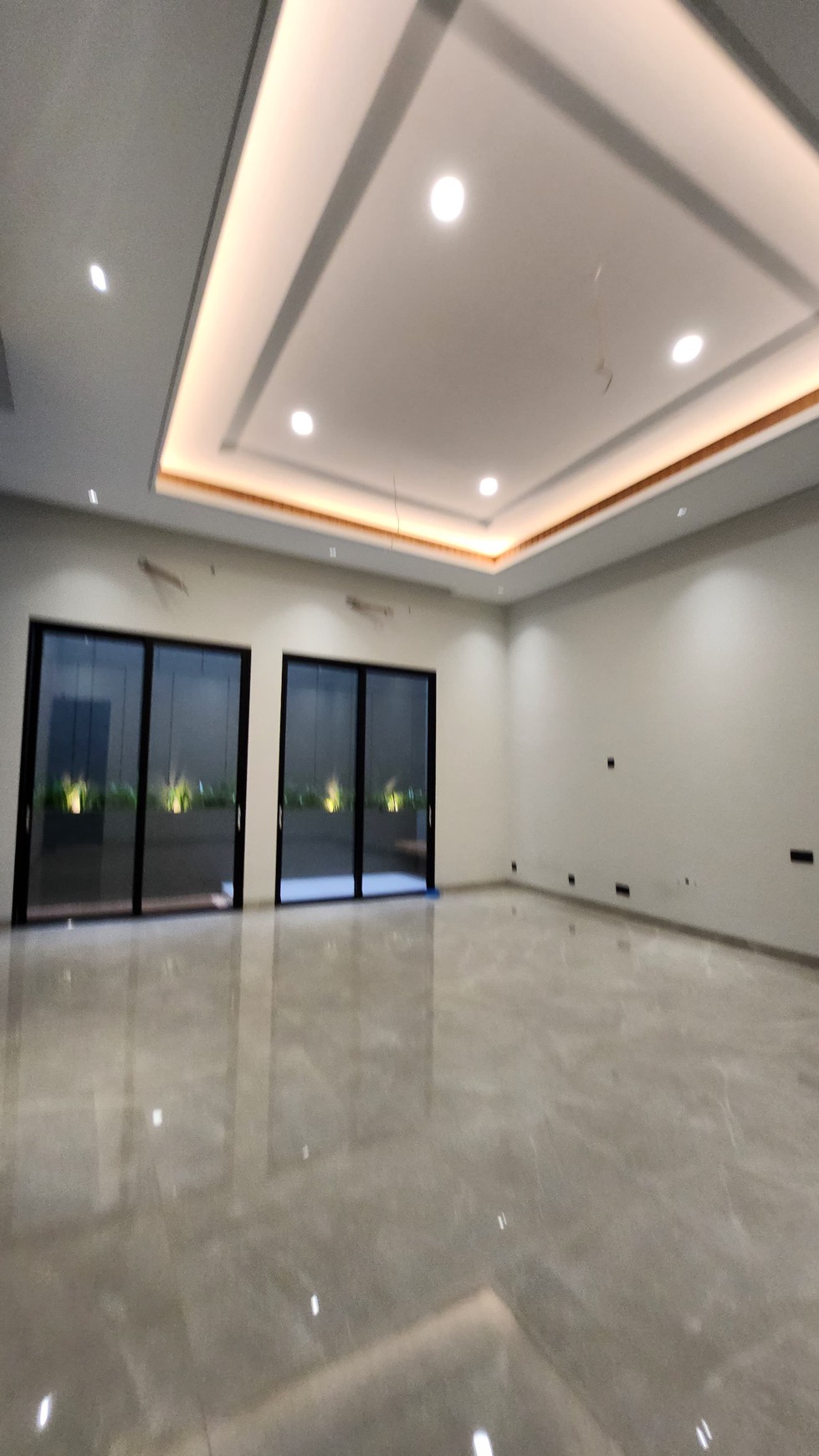 Dijual Rumah Citraland Golf area Somerset - Bukit Golf Internasional Surabaya - NEW Split Level Modern Desain