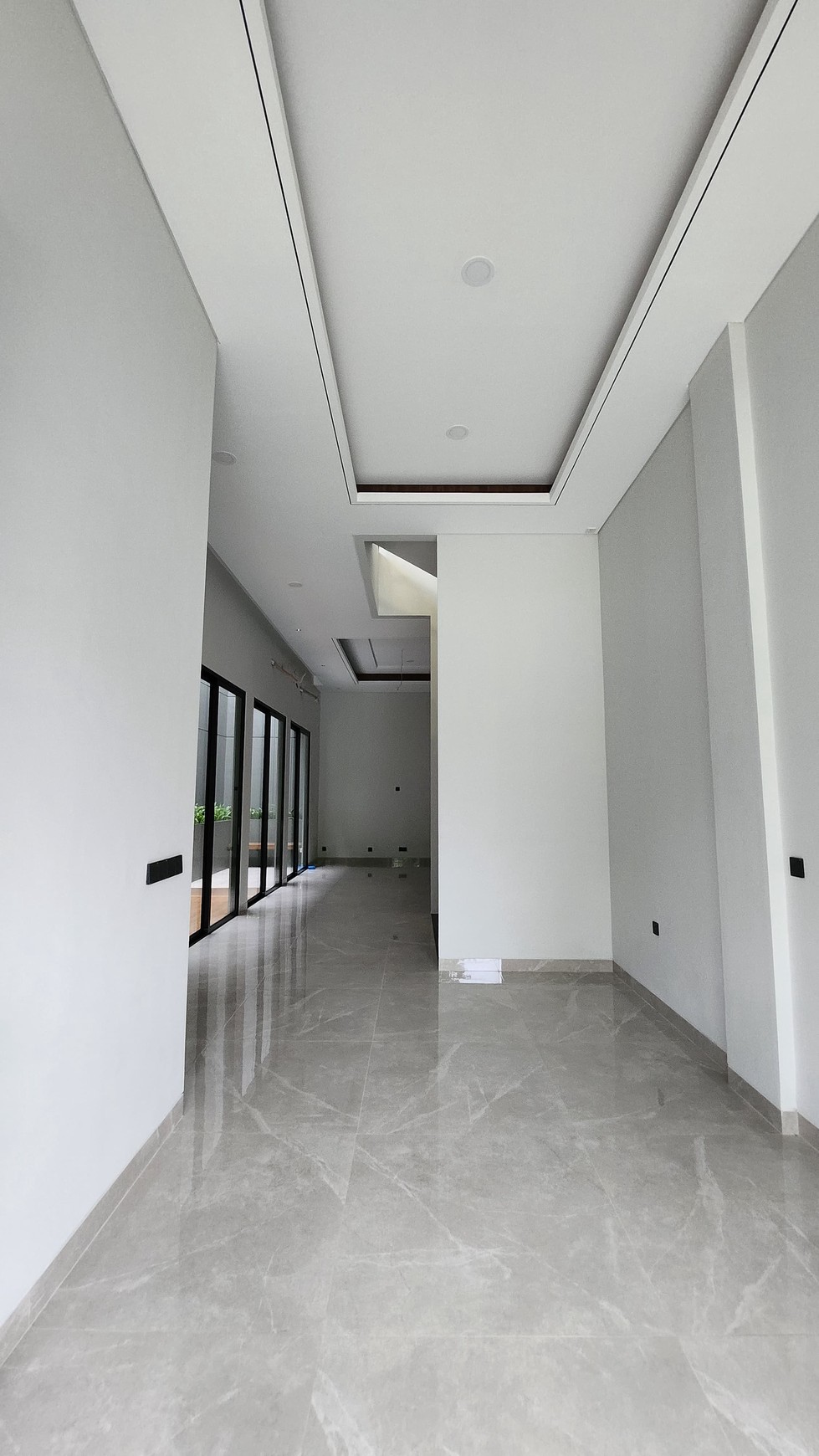 Dijual Rumah Citraland Golf area Somerset - Bukit Golf Internasional Surabaya - NEW Split Level Modern Desain