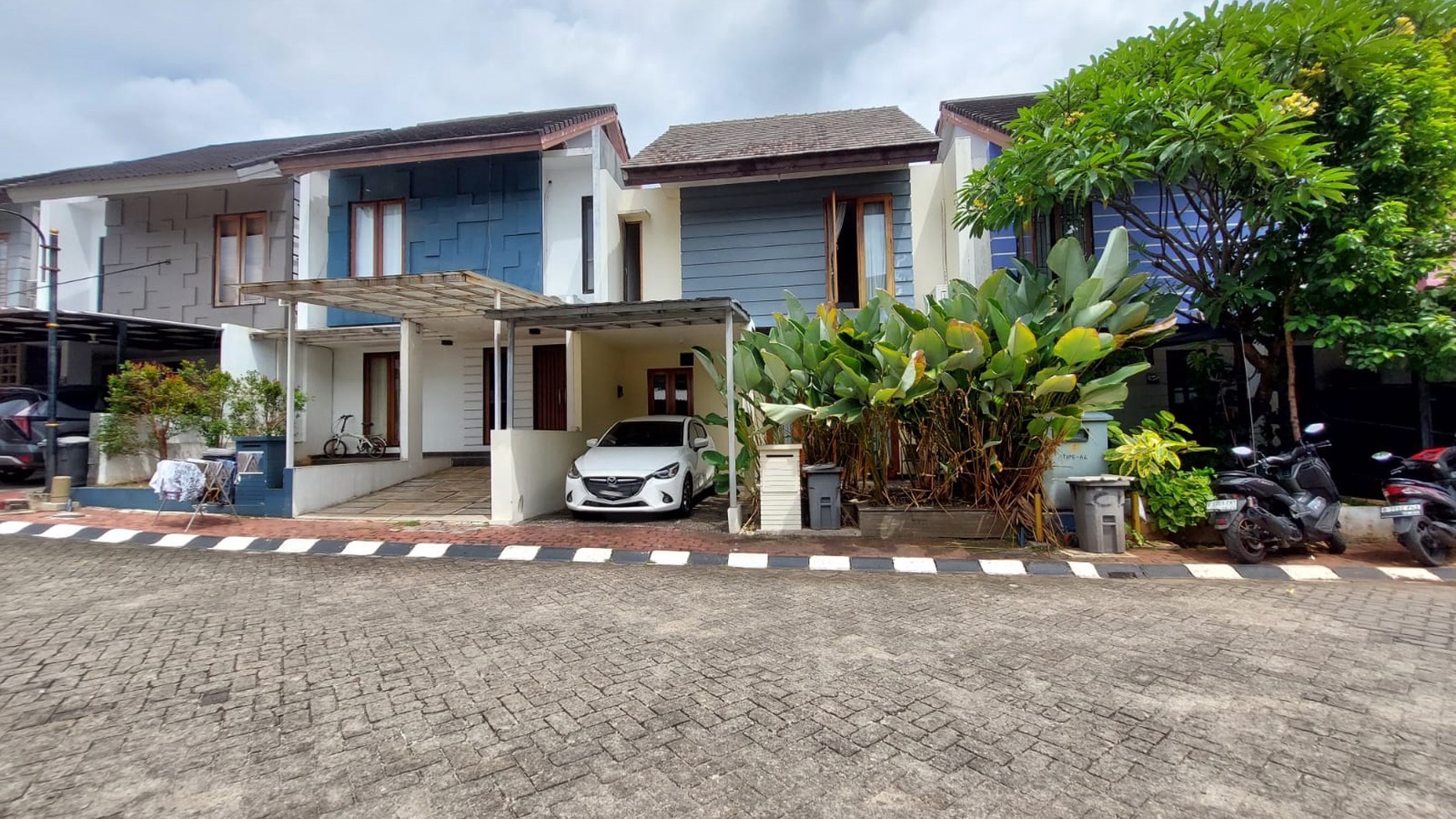 Rumah Lokasi Strategis di Ciputat dengan Hunian Asri dan Nyaman
