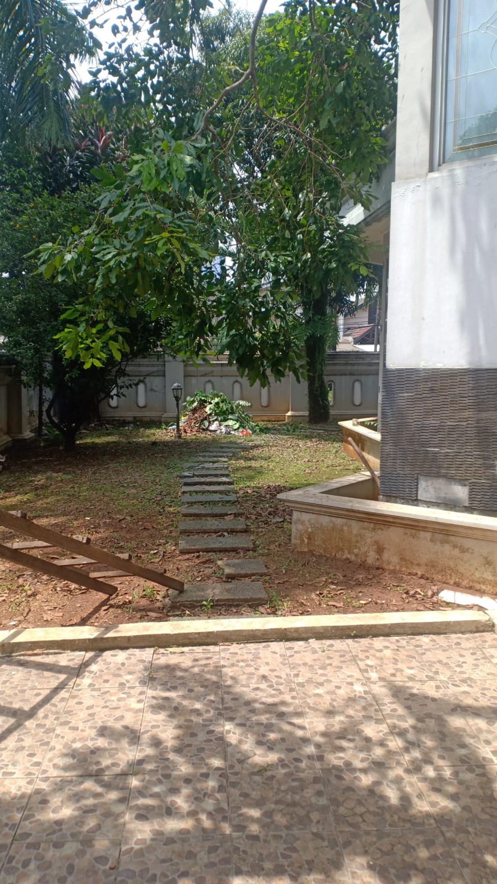 Rumah lokasi premium di Bintaro Sektor 3