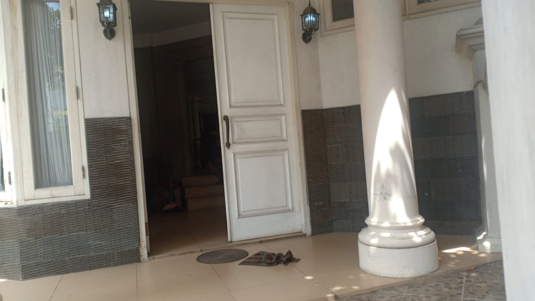 Rumah lokasi premium di Bintaro Sektor 3