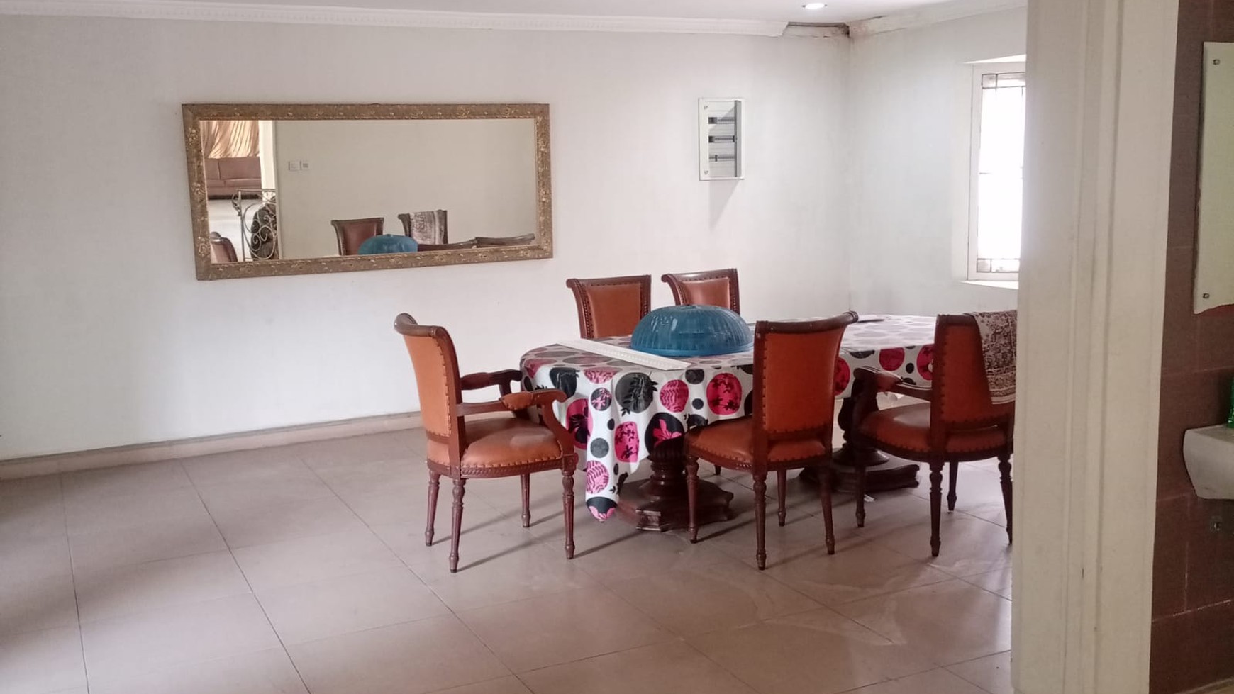 Rumah lokasi premium di Bintaro Sektor 3
