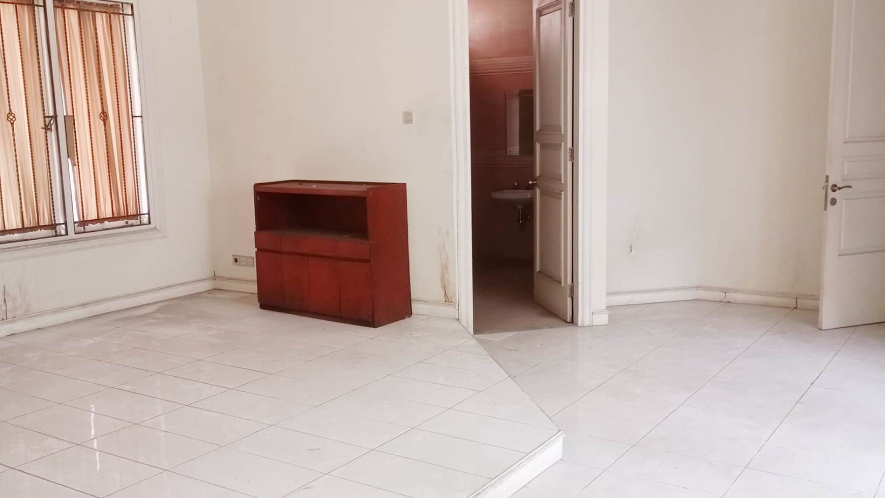 Rumah lokasi premium di Bintaro Sektor 3