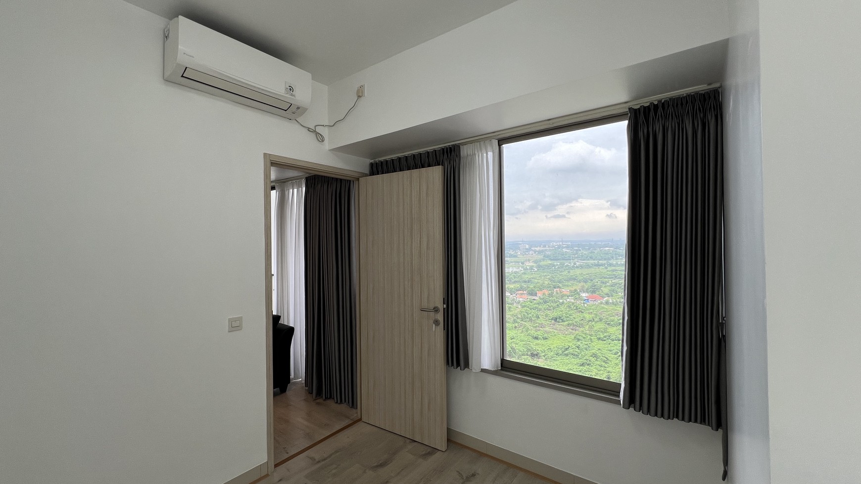 Apartemen Orange County Newport Cocok untuk Keluarga atau Profesional