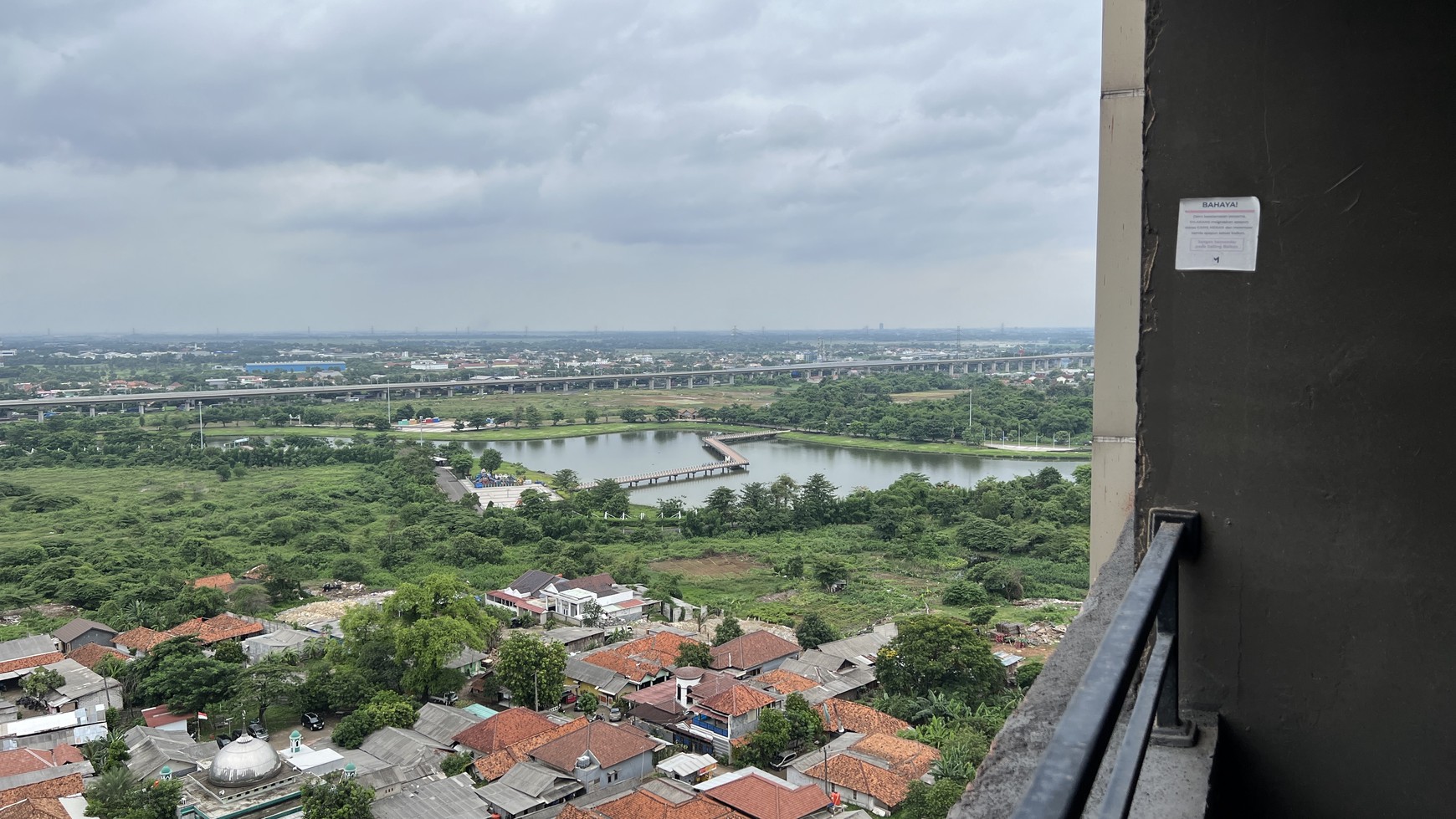 Apartemen Meikarta Tower Riverlake - Hunian Strategis di Kawasan Modern