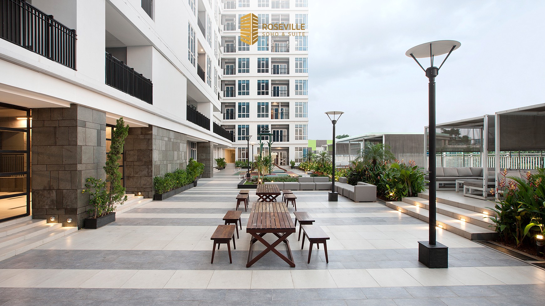 Apartement Roseville Soho And Suite Unfurnished, kondisi baru bersih, harga siap nego, lokasi dekat akses toll BSD.