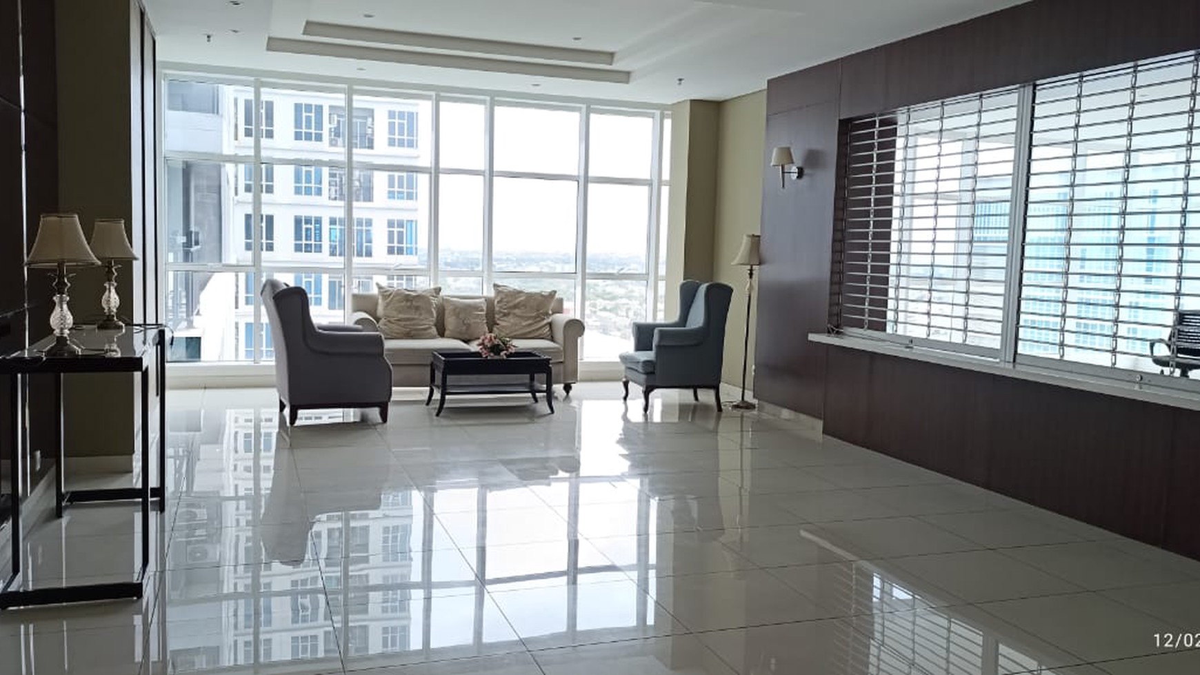 Apartement Roseville Soho And Suite Unfurnished, kondisi baru bersih, harga siap nego, lokasi dekat akses toll BSD.