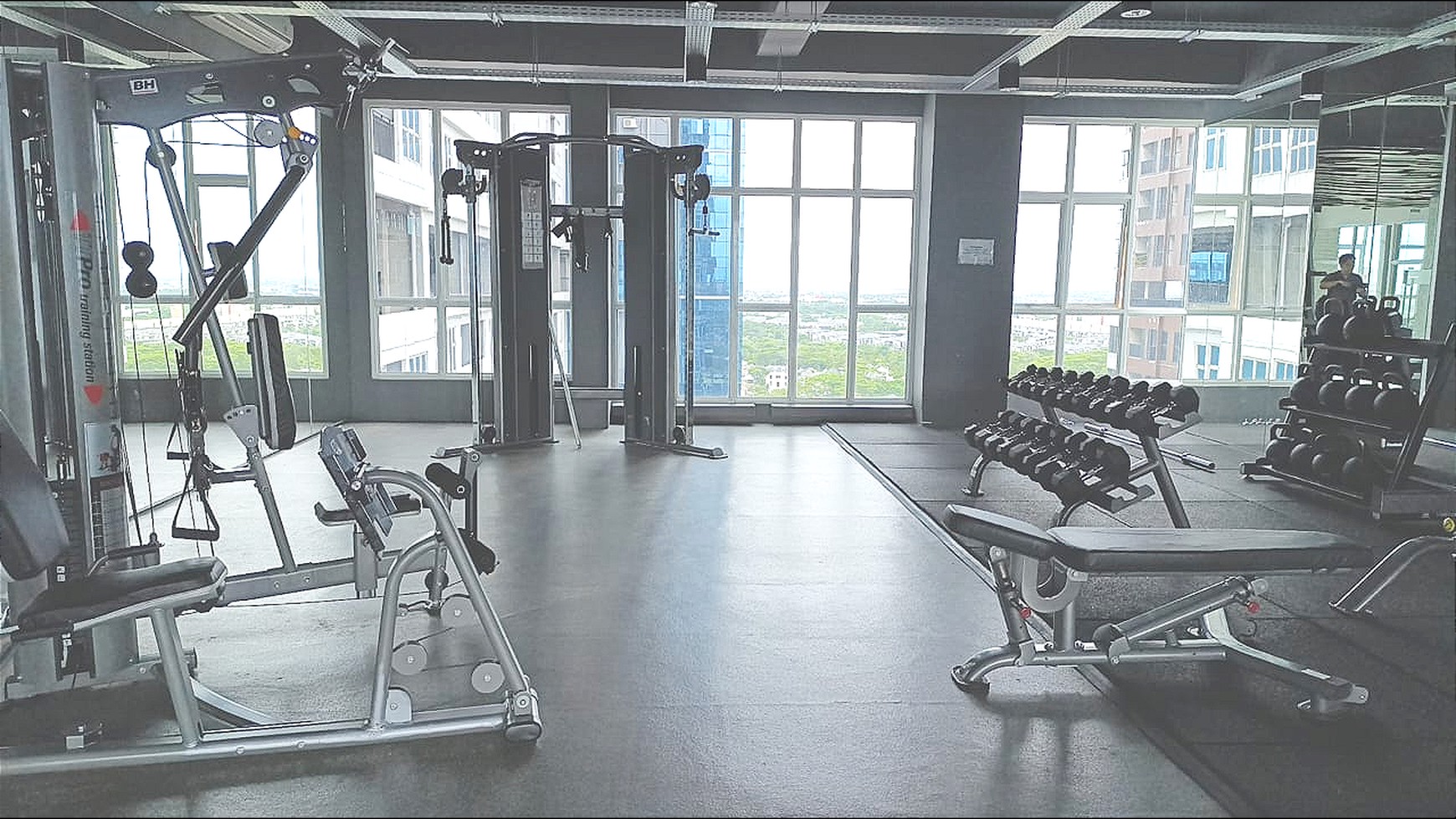 Apartement Roseville Soho And Suite Unfurnished, kondisi baru bersih, harga siap nego, lokasi dekat akses toll BSD.