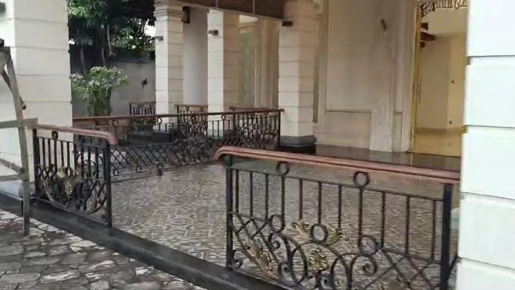 Rumah Bagus Di Jl H Kamang Cilandak Jakarta Selatan