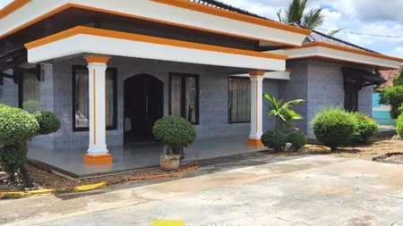 Dijual Cepat Rumah Mewah dan Halaman Luas vr
