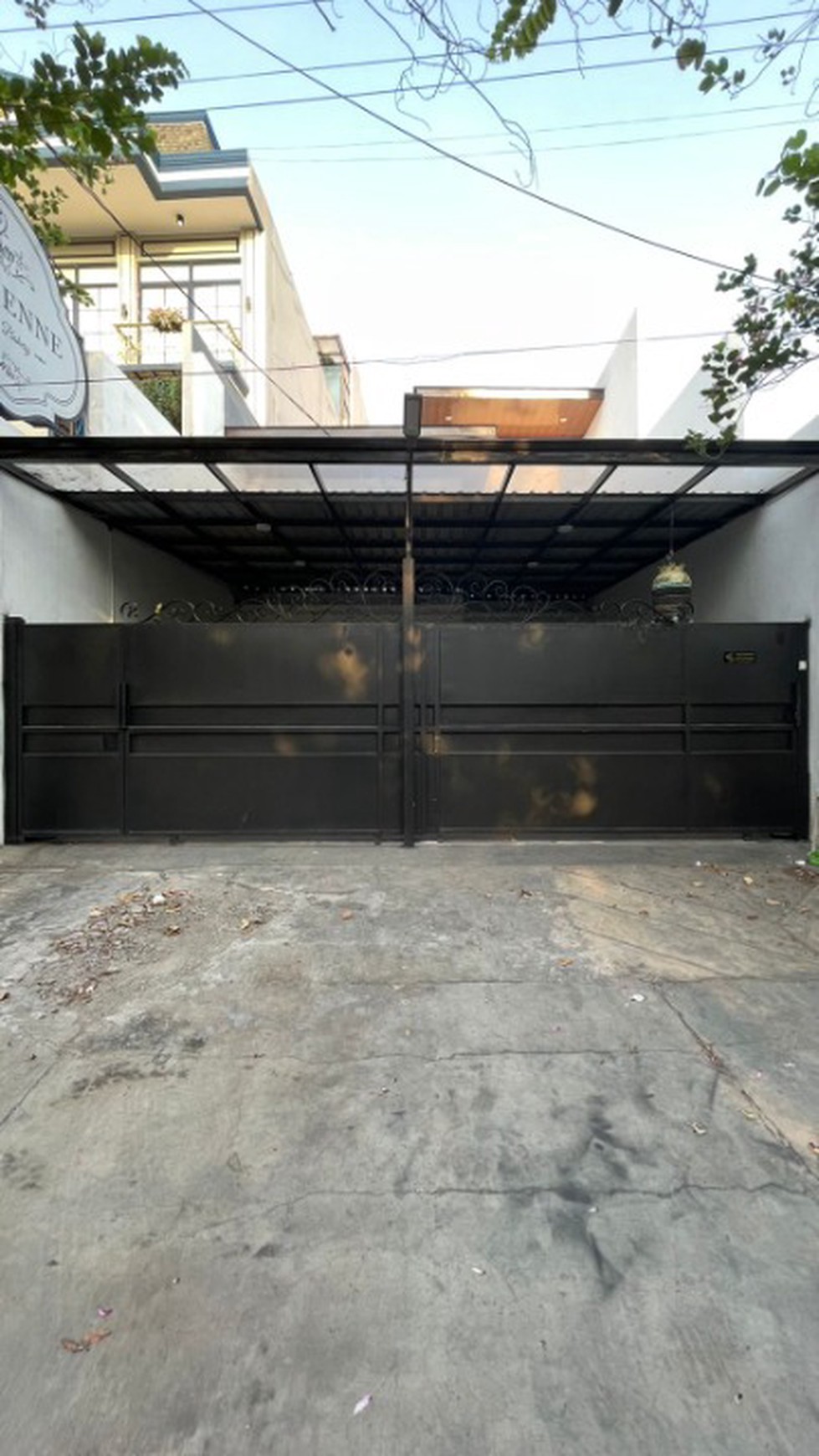 JUAL RUMAH 2 LANTAI RAYA MANYAR SURABAYA