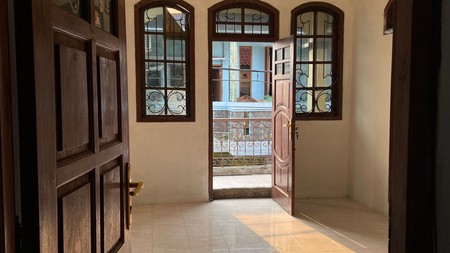 Dijual Rumah 2 Lantai  Di Perumnas 1, Cibodas - Kota Tangerang