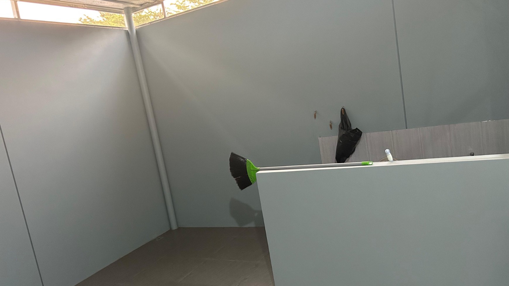 Dijual Rumah 2 Lantai Siap Huni Di Cluster Bahana, Suvarna Sutera - Tangerang