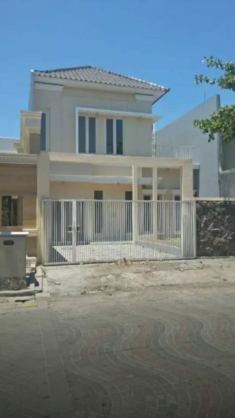 Jual Rumah Baru 2 Lantai Perum Graha Mas Kebonsari Jambangan Surabaya 