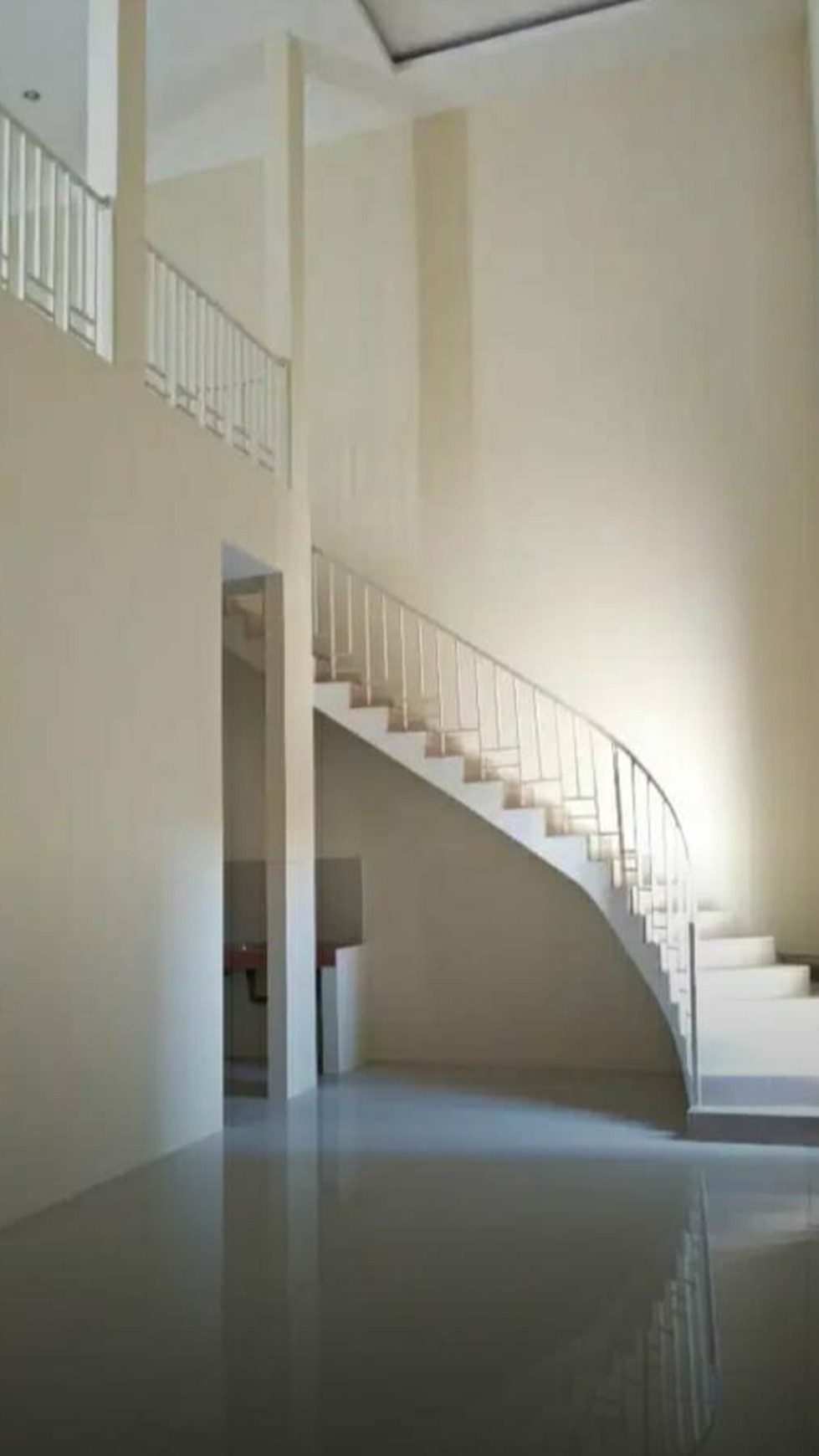 Jual Rumah Baru 2 Lantai Perum Graha Mas Kebonsari Jambangan Surabaya 