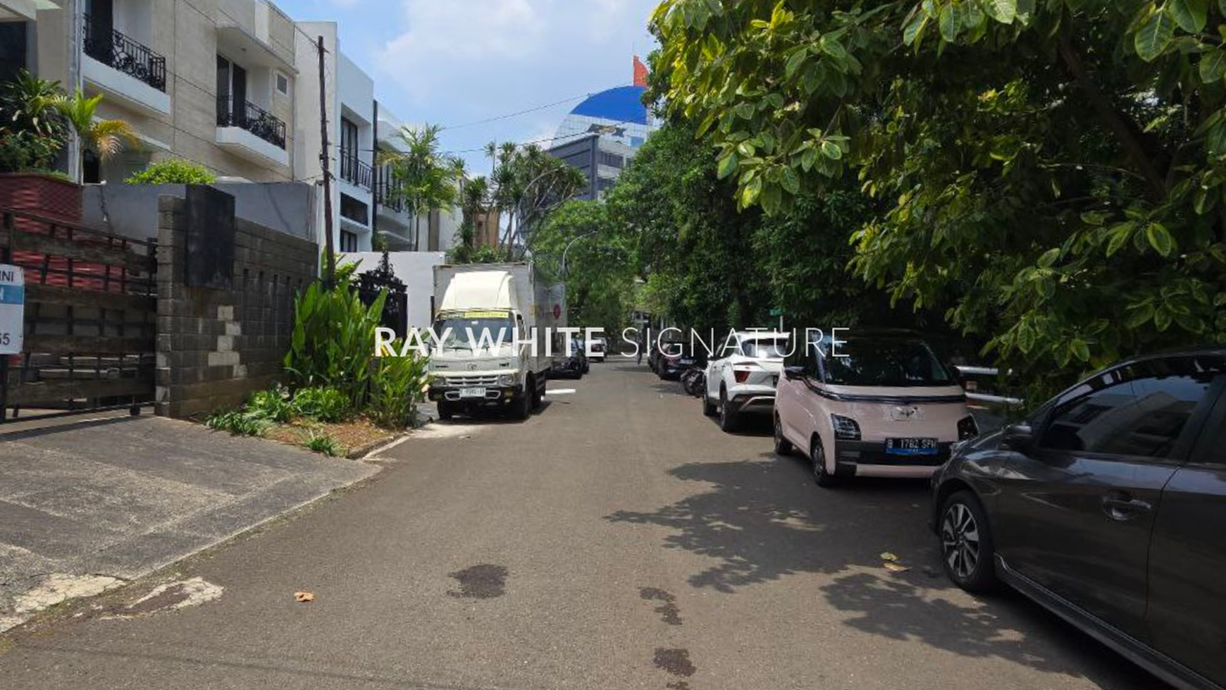 Rumah Hitung Tanah Area Cipete