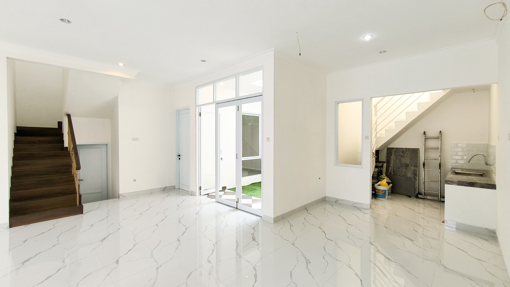 Rumah Hitung Tanah Area Cipete