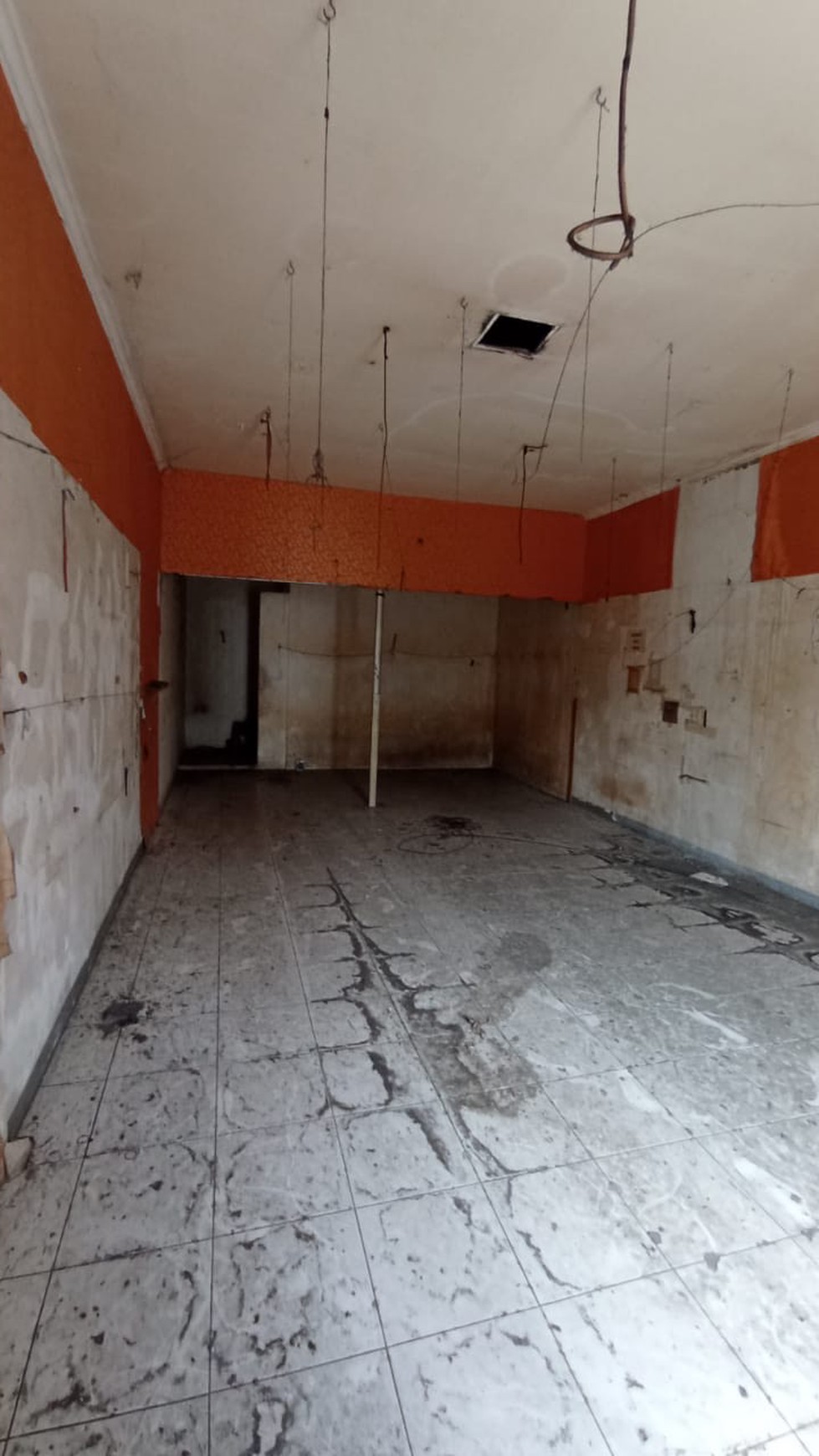 Ruko 4 Unit, Raya Pondok Hijau Permai, Rawa Lumbu Bekasi