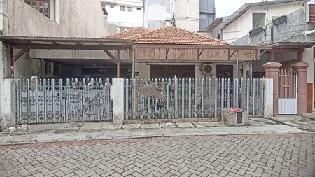 DIJUAL RUMAH TENGAH KOTA