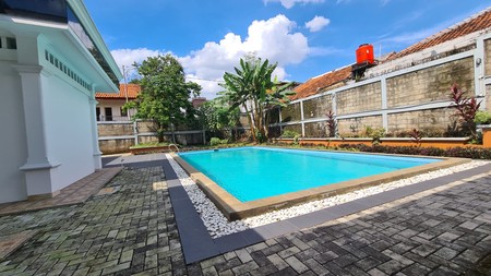 Rumah Luas di Lebak Bulus dengan Kolam Renang, Lokasi Strategis dekat ke MRT