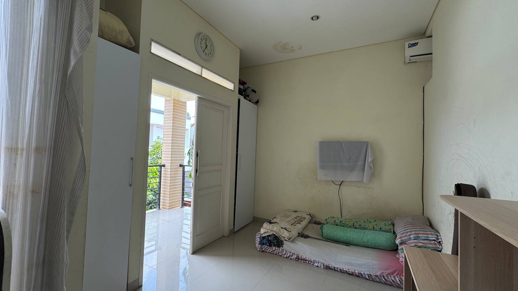 Cinere dalam cluster limo 3 menit atau 800m ke pintu tol