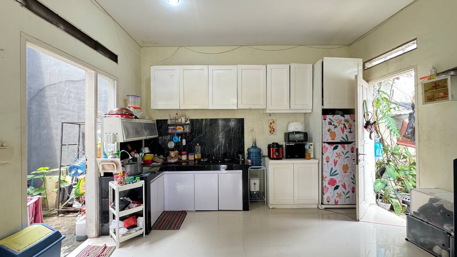 Cinere dalam cluster limo 3 menit atau 800m ke pintu tol