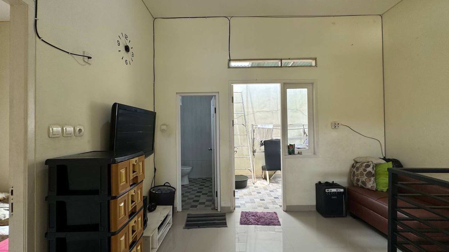 Cinere dalam cluster limo 3 menit atau 800m ke pintu tol