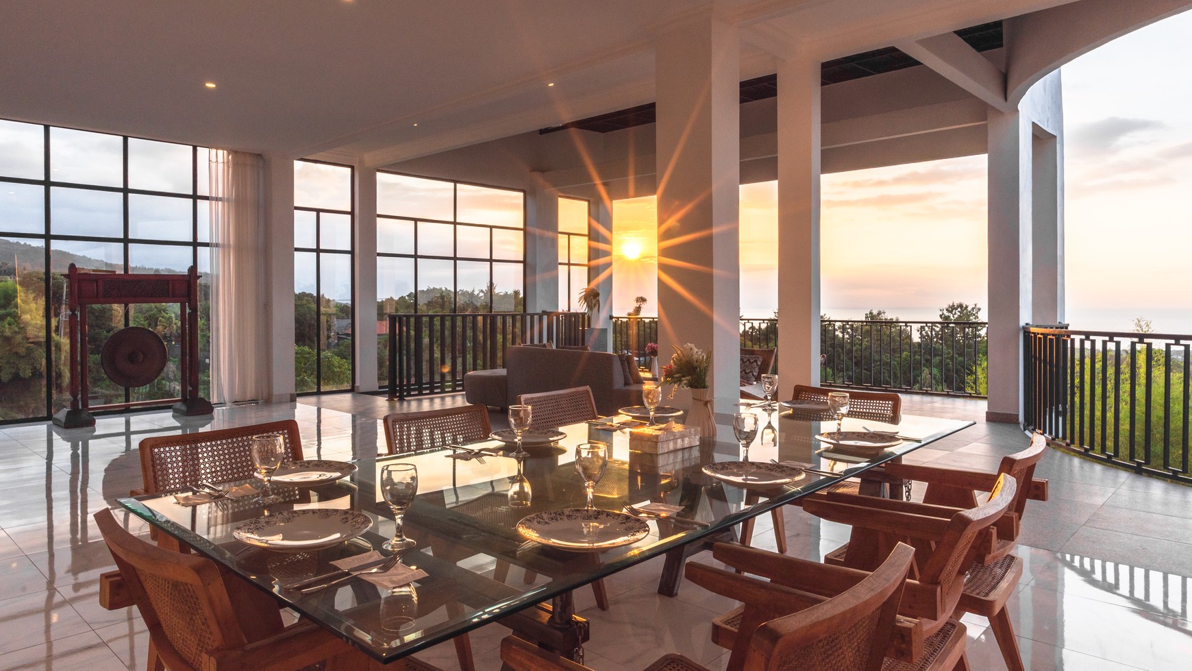 Price Drop from 6 Billions Now Only 4,9 Billions Rupiah! Brand New Luxury Villa With Stunning Ocean View And Beautiful Sunset 