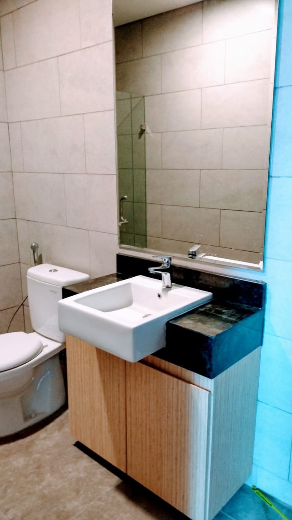 Apartement Roseville Suite Apartemen full furnished,  bersih terawat, rapih, siap huni, lokasi dekat akses toll BSD.