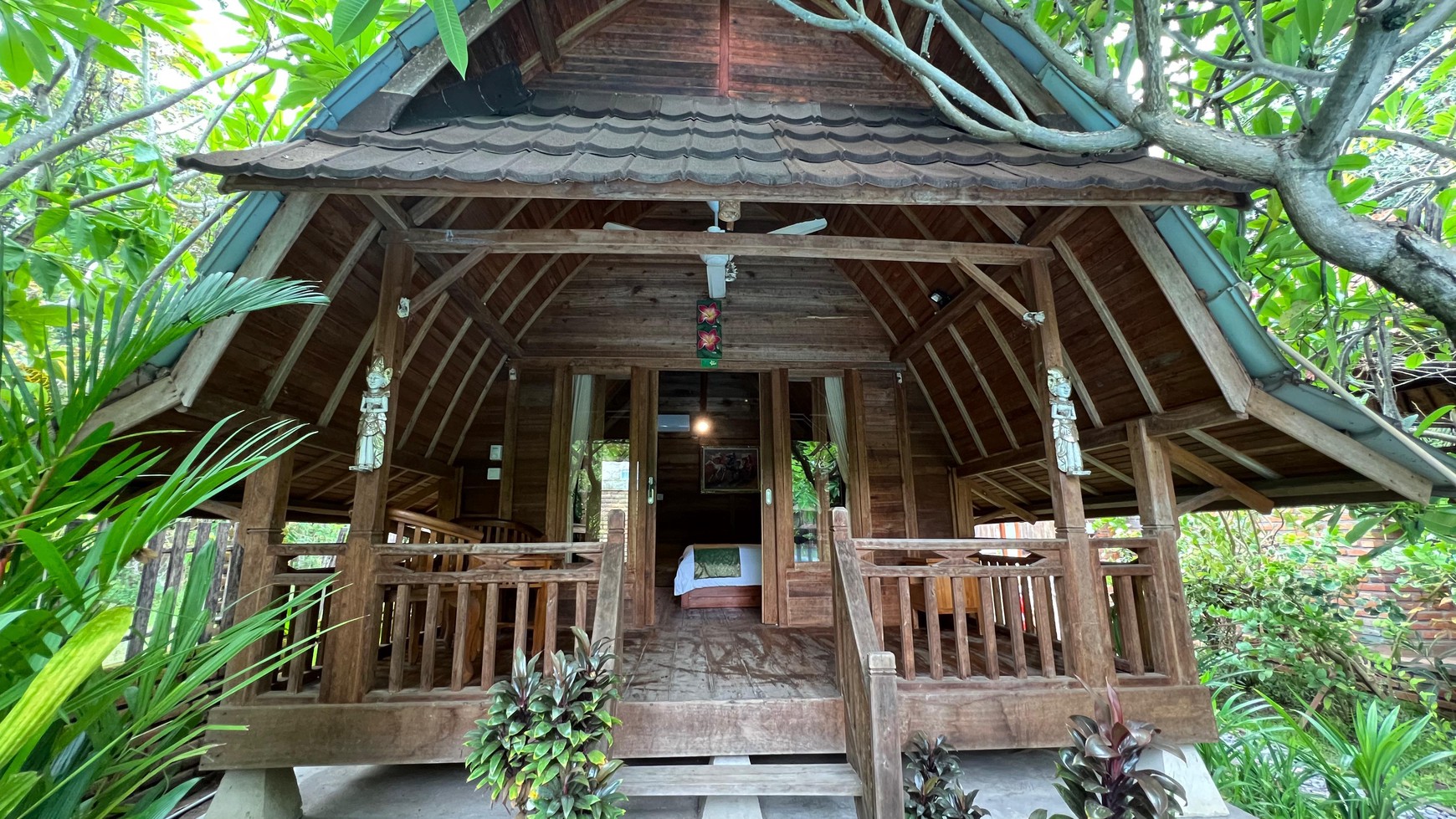 Business Opportunity: A Tropical Sanctuary & Serene Eco Villa In Tejakula For Sale!